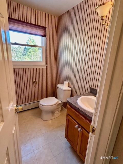 94 Colin Drive Torrington, CT 06790 - Photo 5 of 30