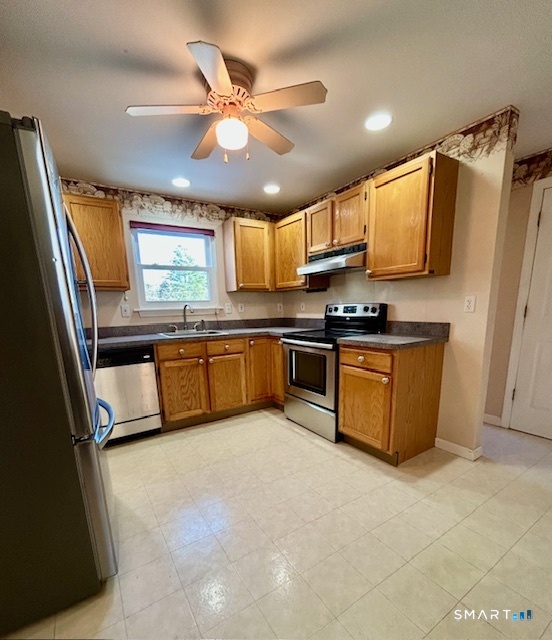 94 Colin Drive Torrington, CT 06790 - Photo 6 of 30