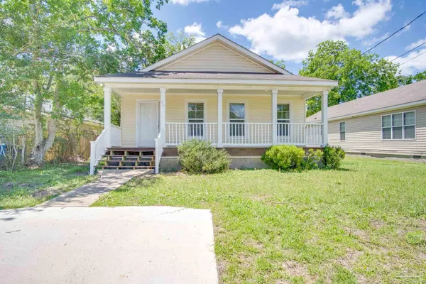 $1,650 | 727 Bremen Avenue, Pensacola, FL 32507