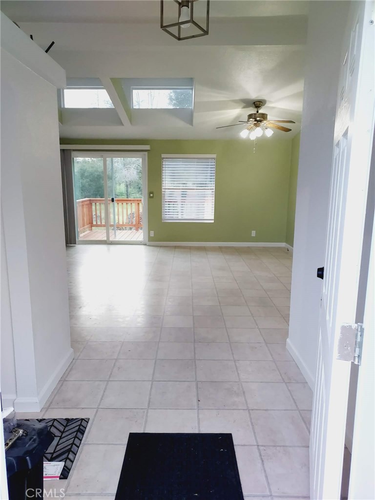 89 Crystal Pines Road Oroville, CA 95965 - Photo 4 of 52