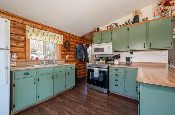 $280,000 | 12765 72nd Avenue Northeast, Deer River, MN 56636