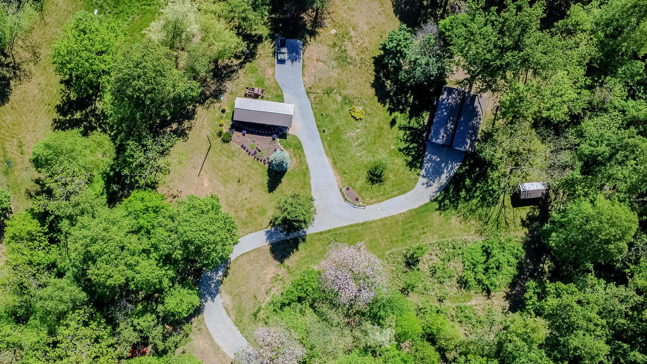 2100 Nemmo Road Vinton, VA 24179 - Photo 30 of 38 an aerial view of a house with a garden