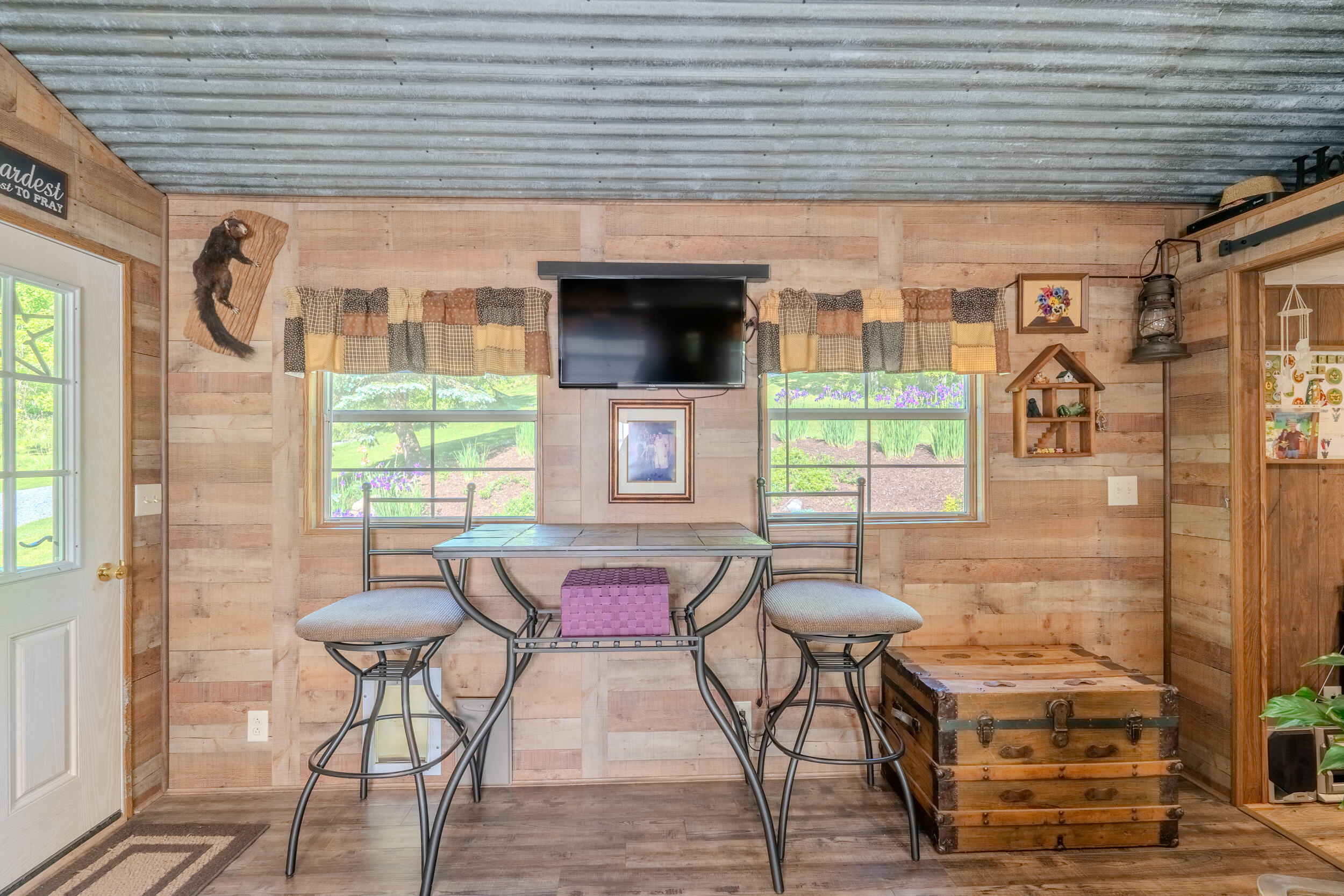 2100 Nemmo Road Vinton, VA 24179 - Photo 7 of 38 a dining room with furniture and window