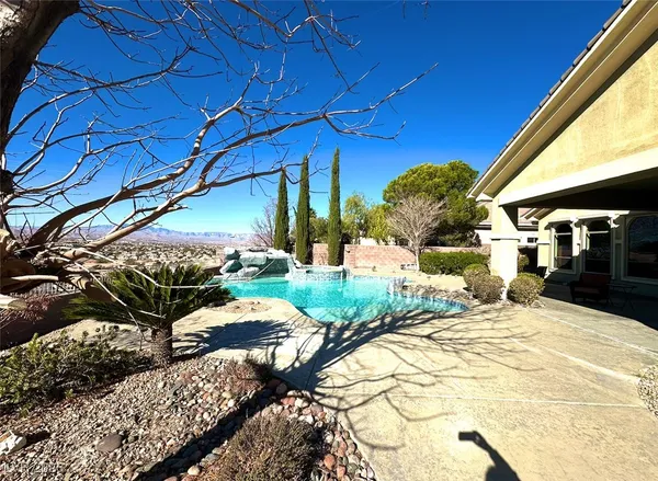 $2,500,000 | 2266 Driftwood Tide Avenue, Henderson, NV 89052