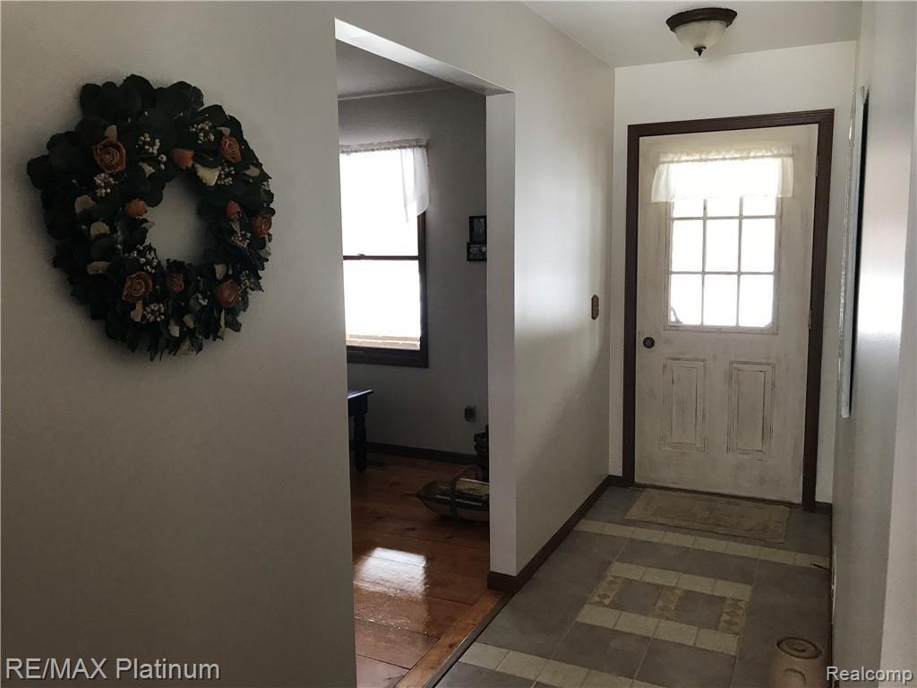 8377 Turner Road Fenton, MI 48430 - Photo 13 of 48 IMG_8680.JPG