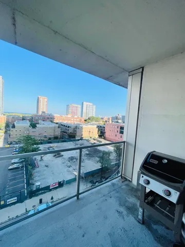 $470,000 | 1720 South Michigan Avenue, Unit 701, Chicago, IL 60616