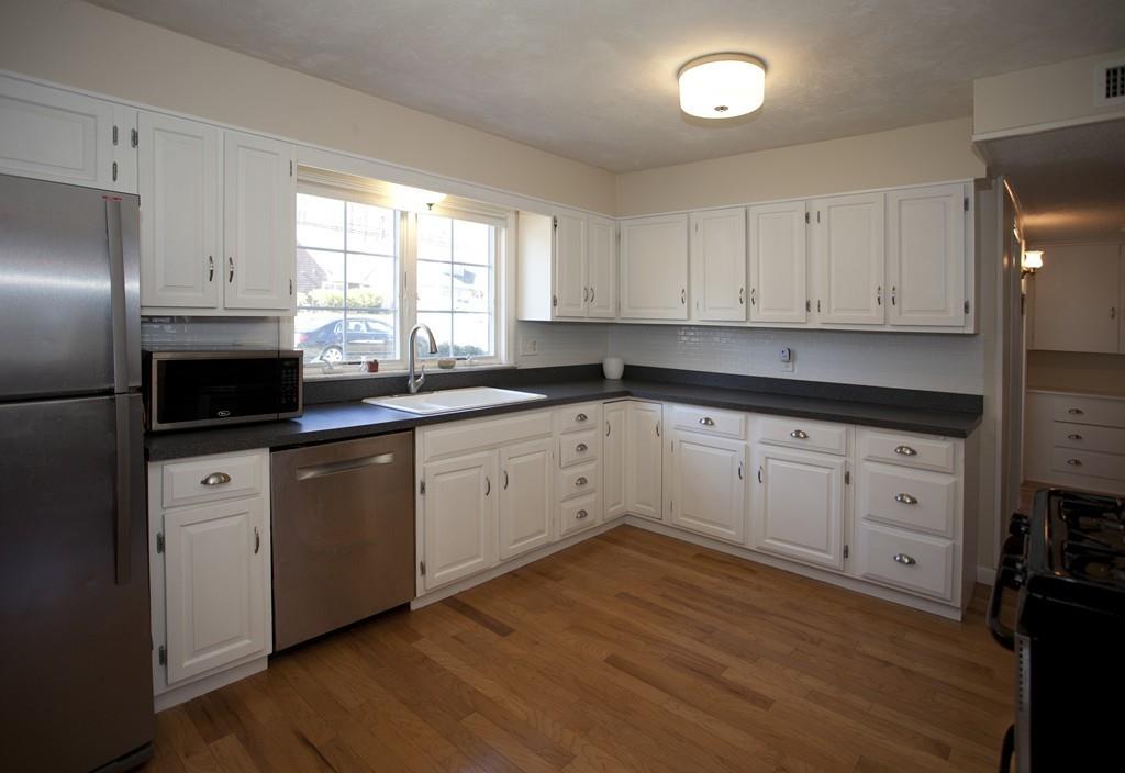 37 Porter Road Natick, MA 01760 - Photo 5 of 22 Gallery Image 5