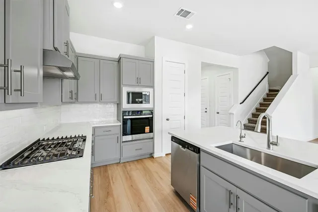 $499,990 | 143 Big Pne Crk Lane, Bastrop, TX 78602