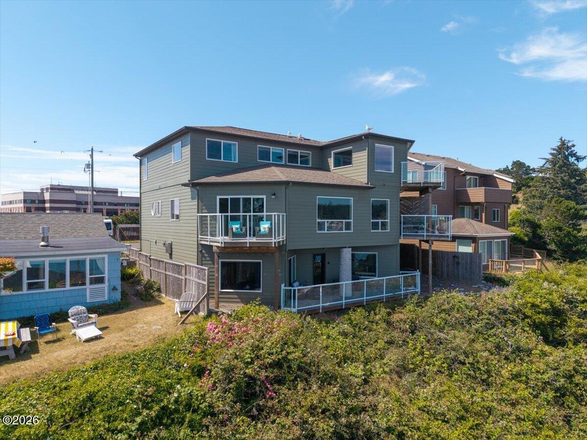 811 Southwest 12th Street Newport, OR 97365 - Photo 79 of 85