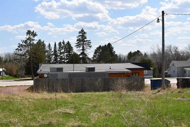 $129,900 | 901 West Bayfield Street, Washburn, WI 54891