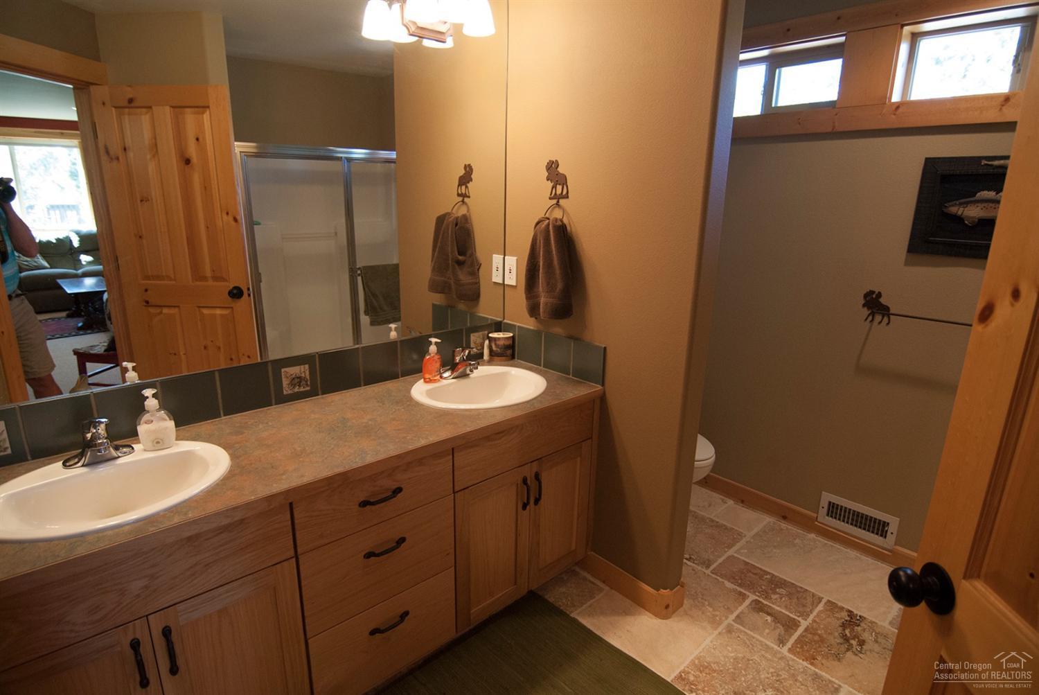 21 Filbert Lane Sunriver, OR 97707 - Photo 11 of 22 Additional Photo