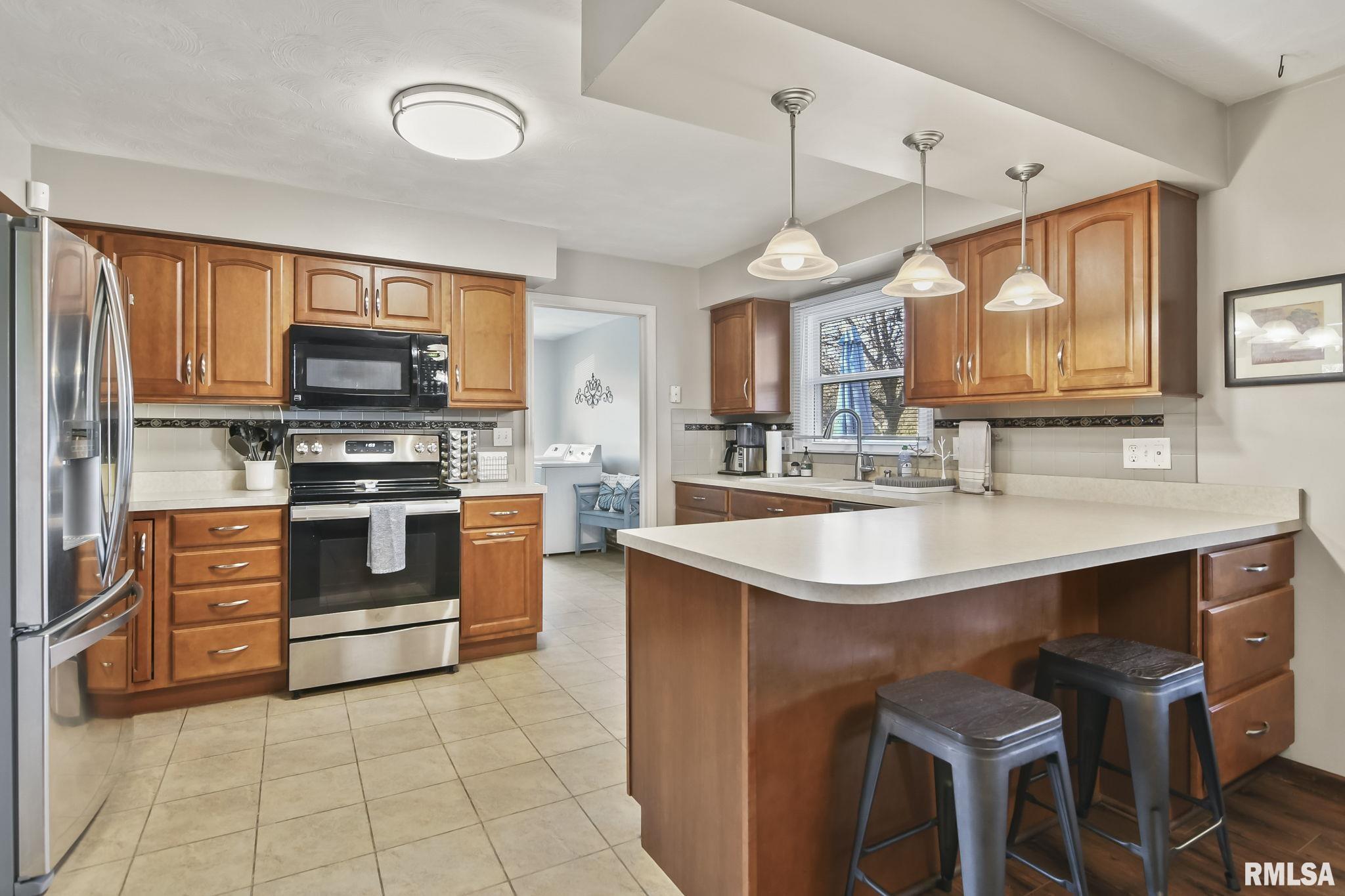 2331 Hampton Drive Springfield, IL 62704 - Photo 13 of 41 Gallery Image 13