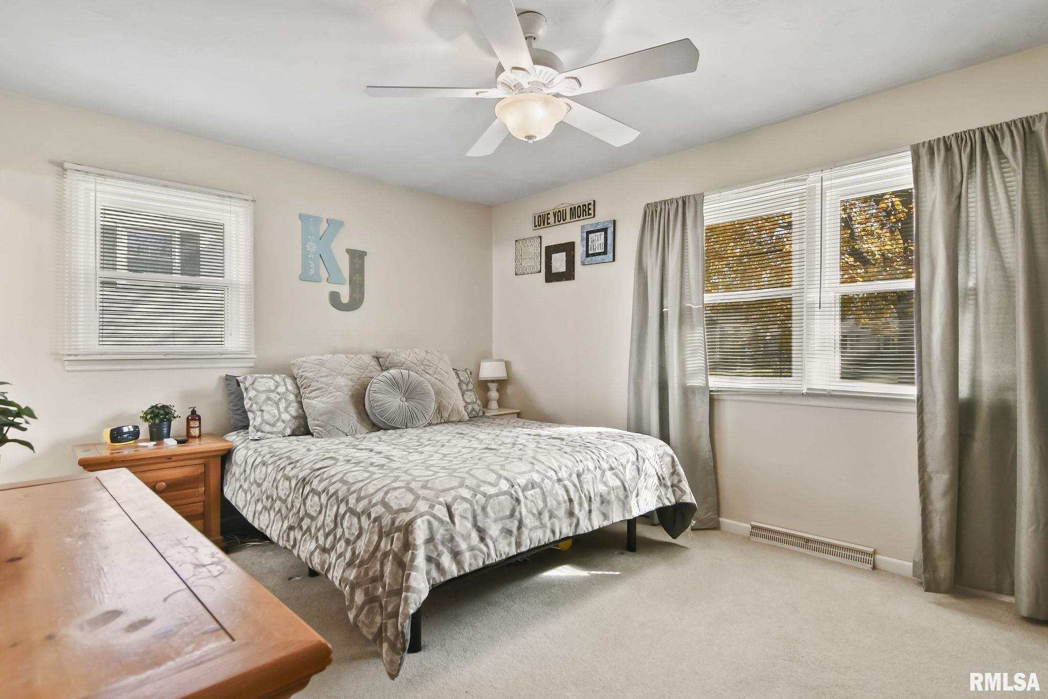2331 Hampton Drive Springfield, IL 62704 - Photo 20 of 41 Gallery Image 20