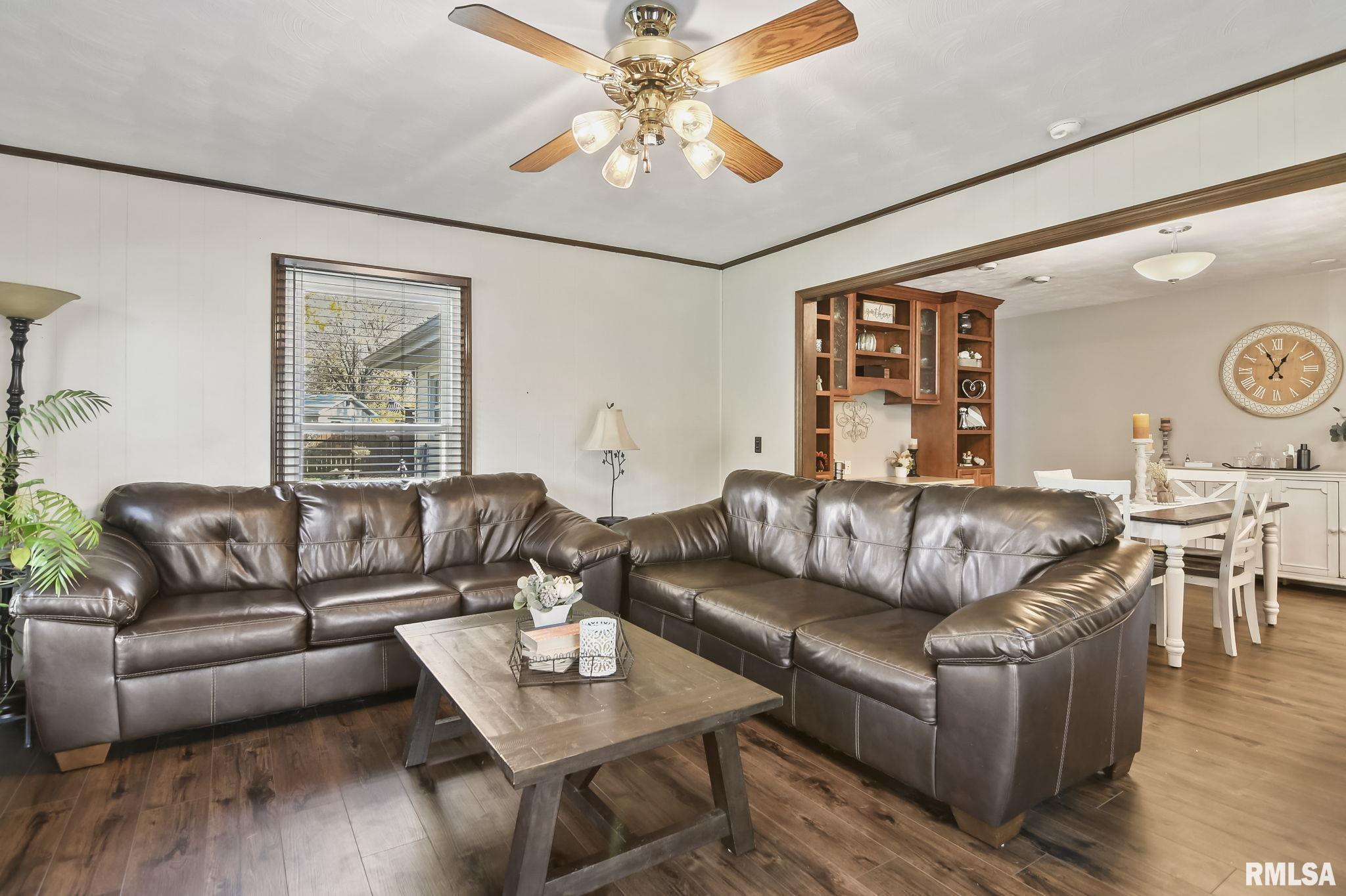 2331 Hampton Drive Springfield, IL 62704 - Photo 10 of 41 Gallery Image 10