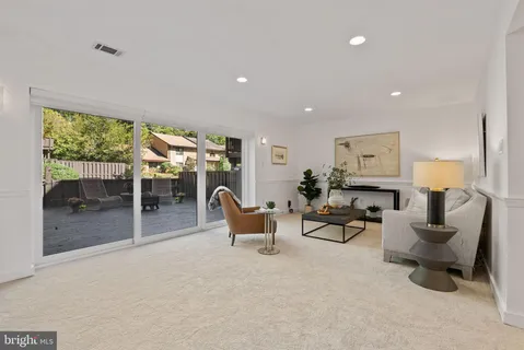 $610,000 | 11026 Saffold Way, Reston, VA 20190