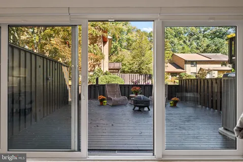 $610,000 | 11026 Saffold Way, Reston, VA 20190