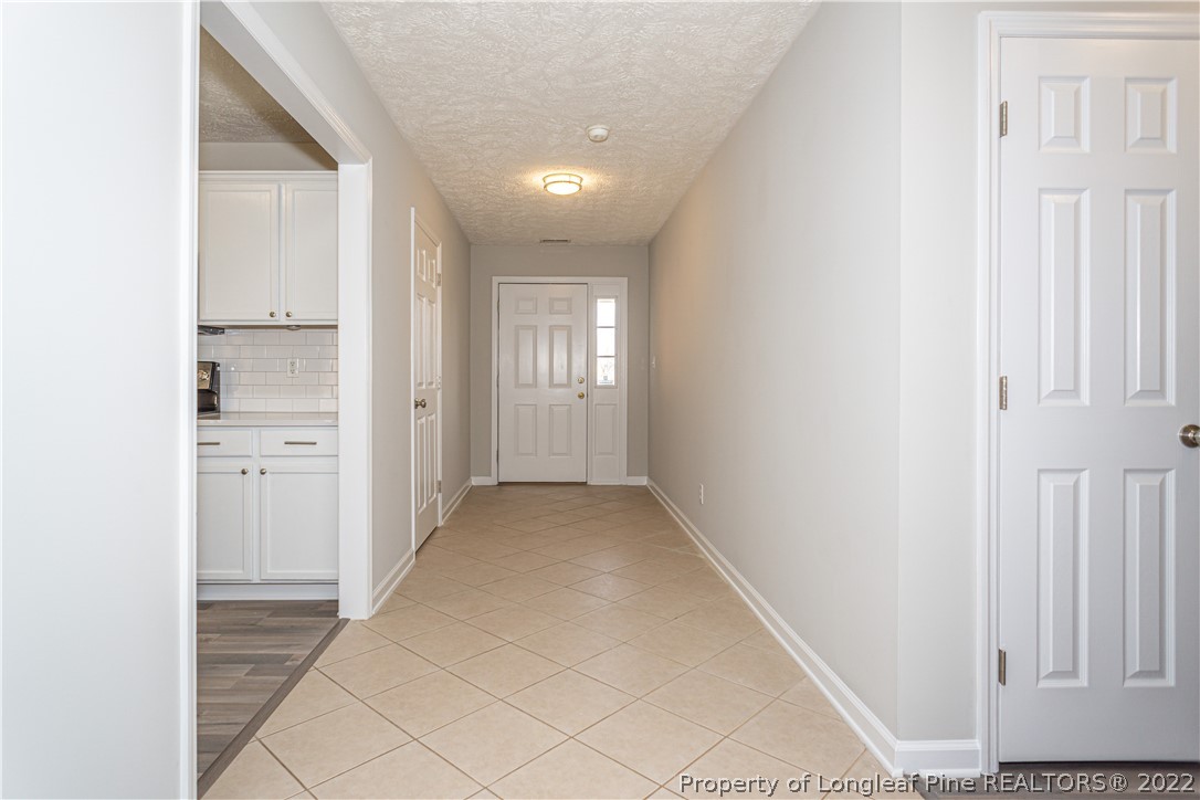 5622 Spreading Branch Road Hope Mills, NC 28348 - Photo 4 of 40