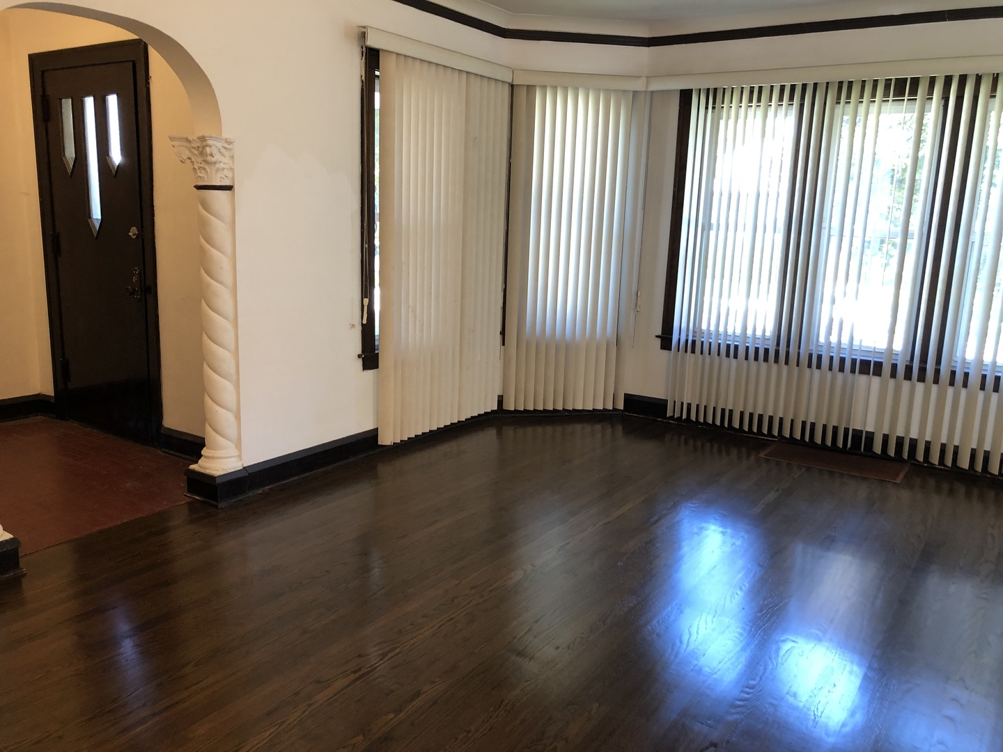 10854 South Normal Avenue Chicago, IL 60628 - Photo 5 of 21