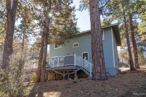 $598,500 | 550 Villa Grove Avenue, Big Bear City, CA 92314