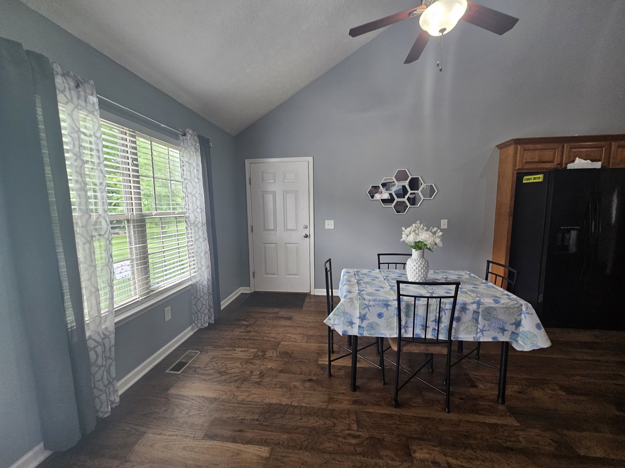328 Airport Road Portland, TN 37148 - Photo 38 of 50 a view of a livingroom with furniture window and wooden floor