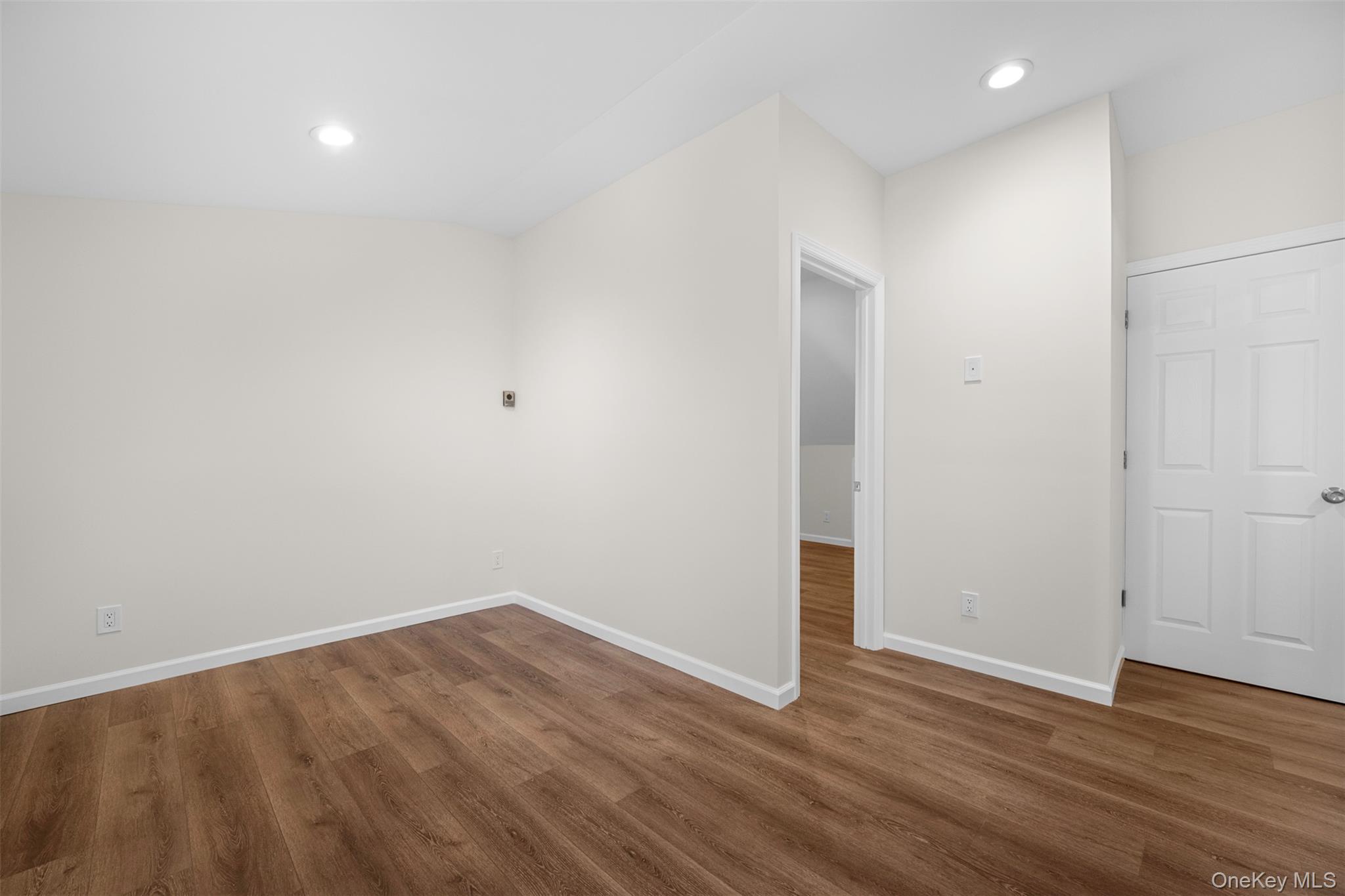 22 Lowland Road Levittown, NY 11756 - Photo 42 of 49