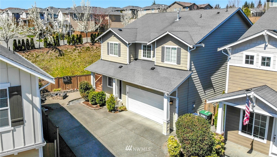 27637 256th Place Southeast Maple Valley, WA 98038 - Photo 2 of 40