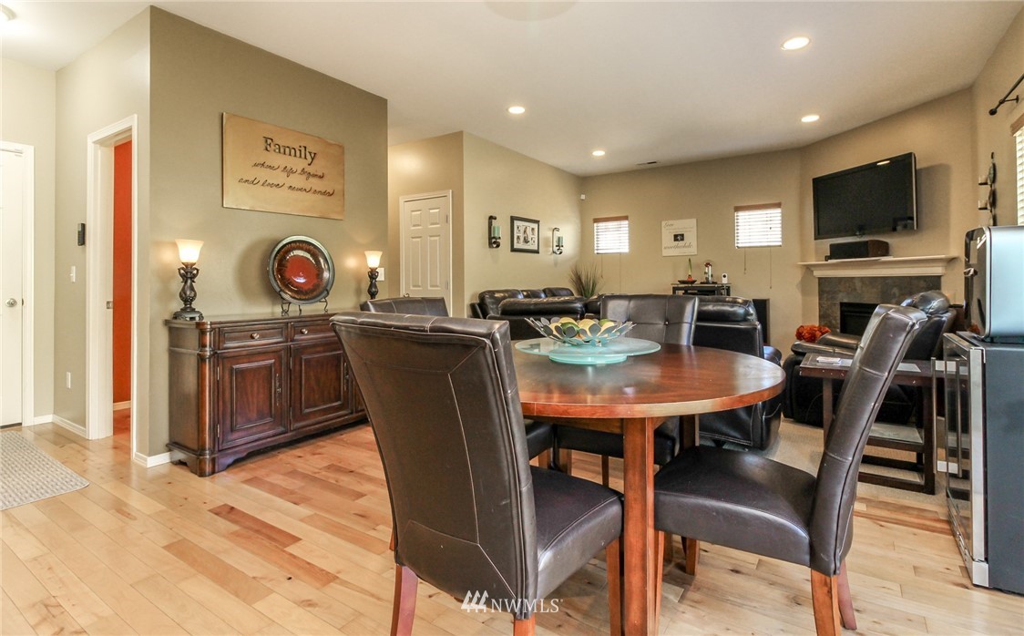 27637 256th Place Southeast Maple Valley, WA 98038 - Photo 15 of 40