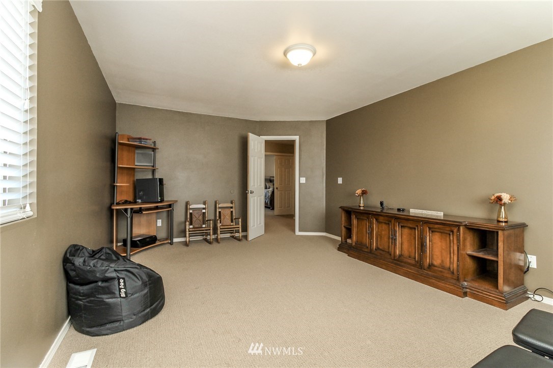 27637 256th Place Southeast Maple Valley, WA 98038 - Photo 22 of 40