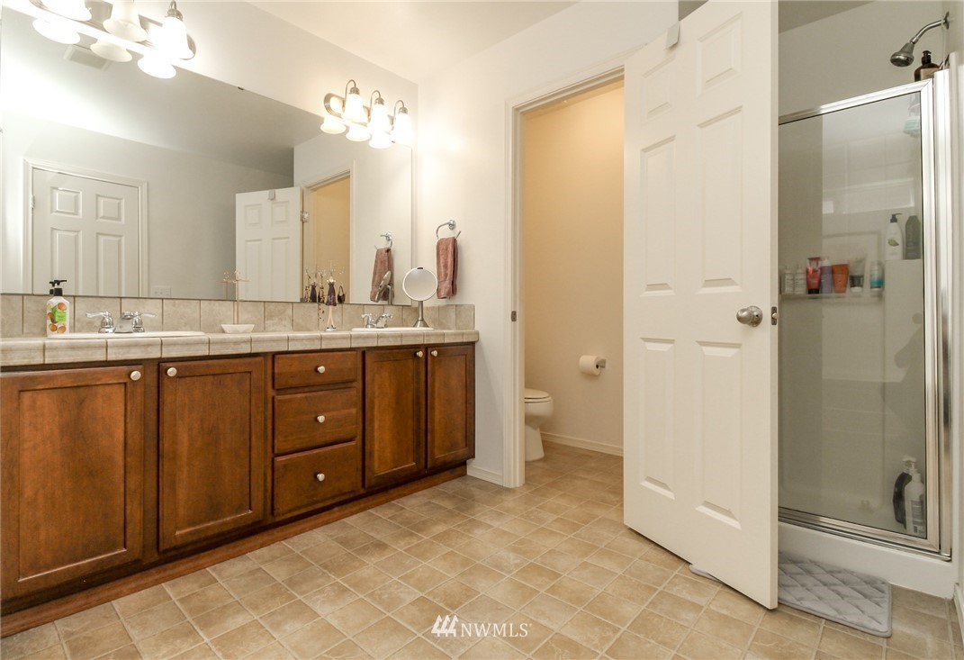 27637 256th Place Southeast Maple Valley, WA 98038 - Photo 26 of 40