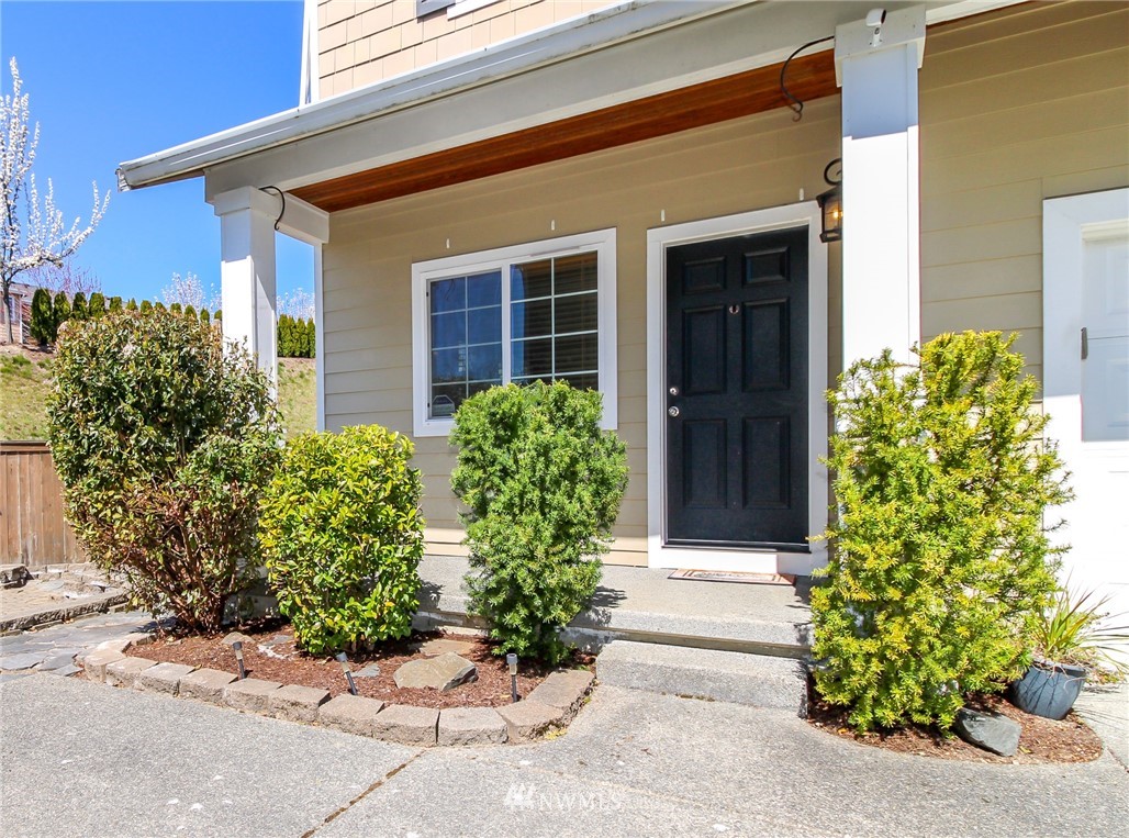 27637 256th Place Southeast Maple Valley, WA 98038 - Photo 5 of 40