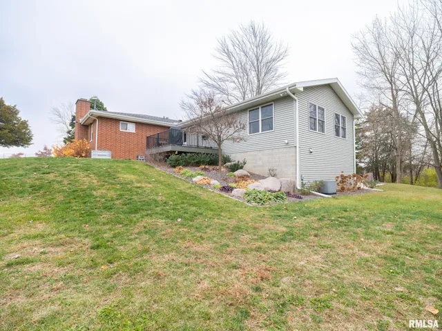 $355,000 | 6065 Locust Road, Delavan, IL 61734