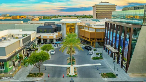 $595,000 | 7151 East Rancho Vista Drive, Unit 3010, Scottsdale, AZ 85251