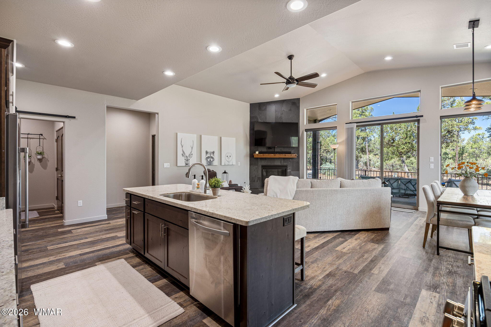 3161 North Eagle Landing Road Show Low, AZ 85901 - Photo 10 of 32 a view of kitchen with stainless steel appliances granite countertop a stove and a wooden floors