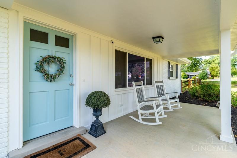 7915 Pfeiffer Road Montgomery, OH 45242 - Photo 2 of 35 Gallery Image 2