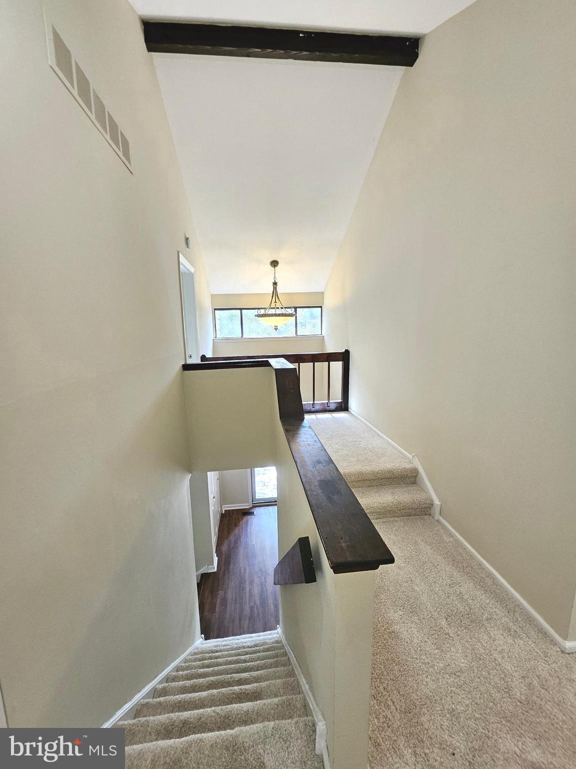 120 Bracken Road Medford, NJ 08055 - Photo 13 of 35 Foyer