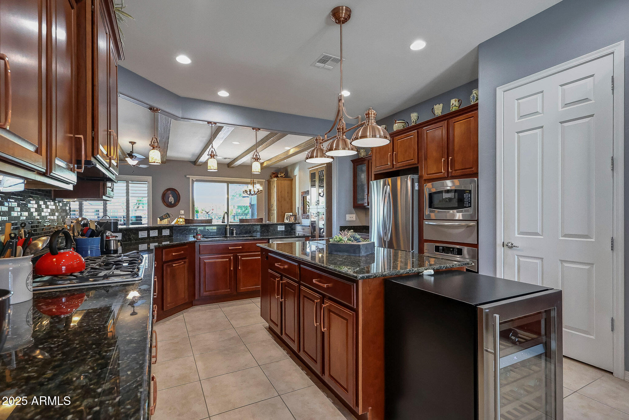 27042 West Burnett Road Buckeye, AZ 85396 - Photo 13 of 46 Kitchen