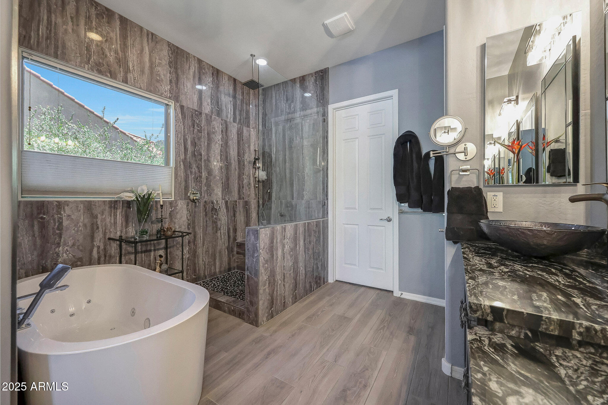 27042 West Burnett Road Buckeye, AZ 85396 - Photo 20 of 46 Primary Bath