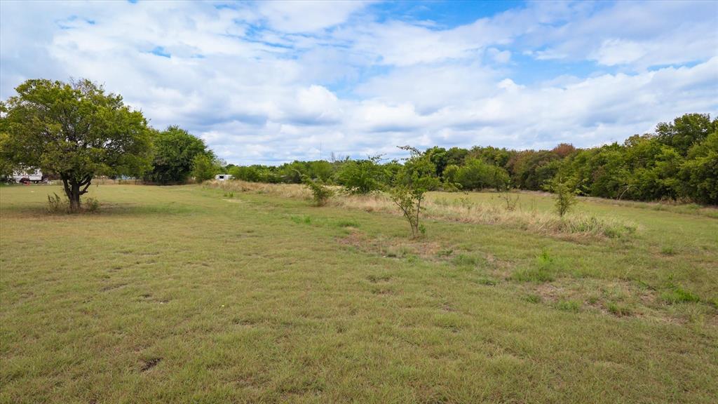 417 County Road 4840 Haslet, TX 76052 - Photo 9 of 15 a view of an ocean beach