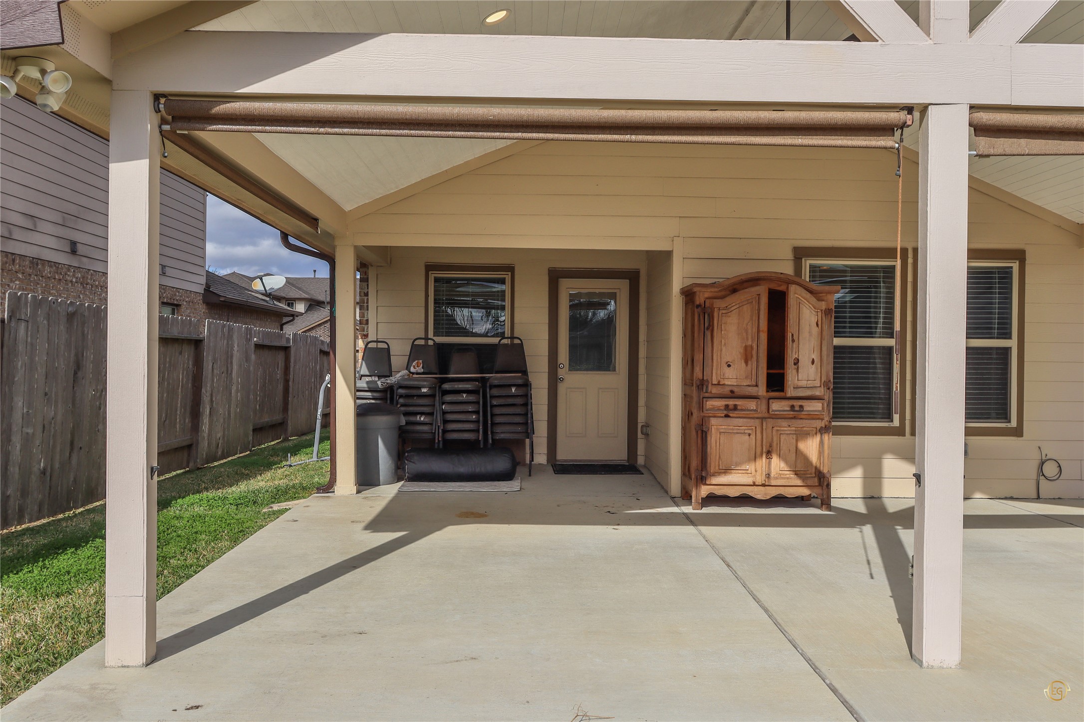61 Rodeo Crest Drive Manvel, TX 77578 - Photo 13 of 30 a view of a house with glass door and glass door