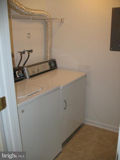 650 Heather Ridge Drive, Unit 12A Frederick, MD 21702 - Photo 21 of 30 Laundry Room