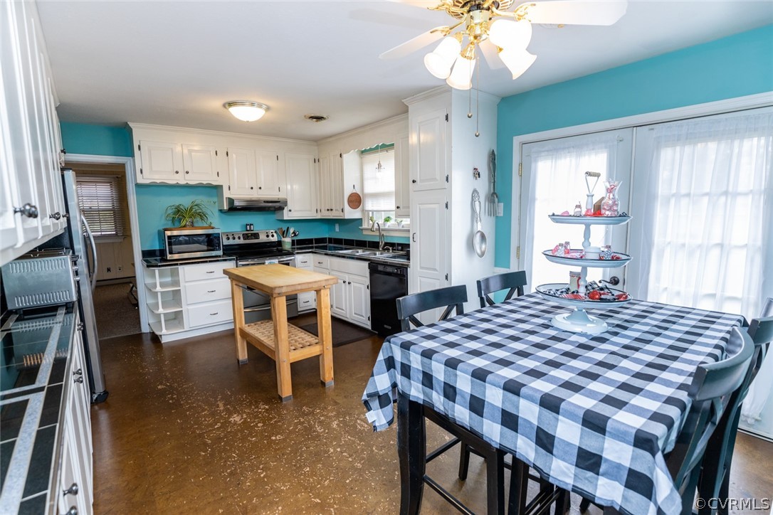 10021 Tunstall Road New Kent, VA 23124 - Photo 11 of 42 Gallery Image 11