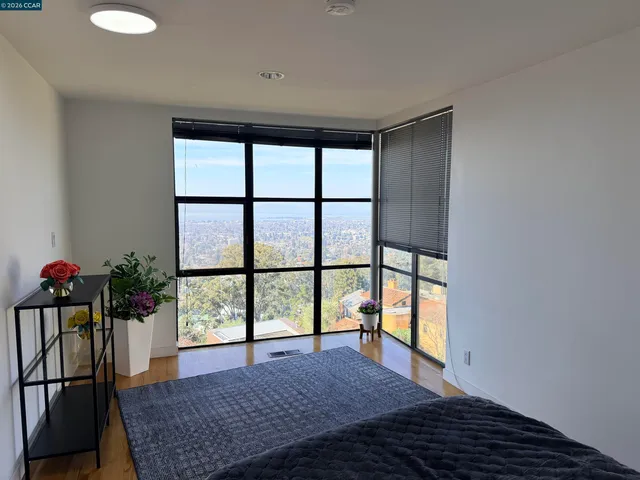 $9,550 | Claremont Hills, Berkeley, CA 94705