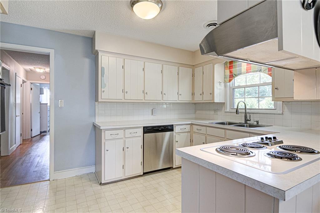 140 Mayfield Road Northwest Winston-Salem, NC 27104 - Photo 6 of 24 Gallery Image 6