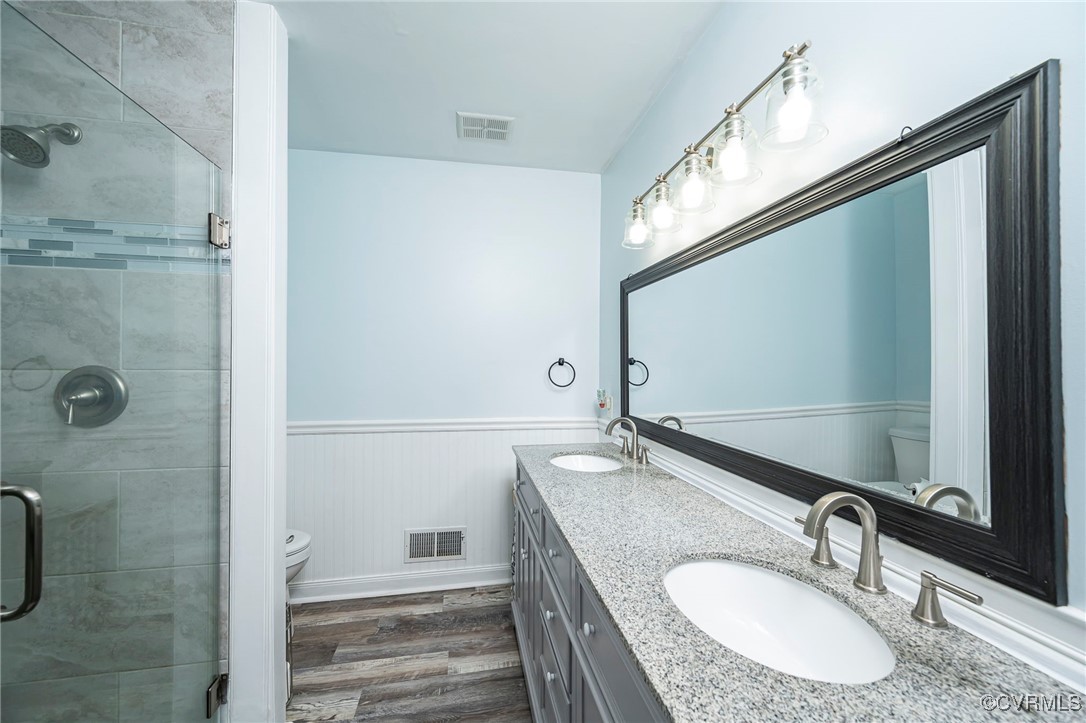 3830 Leabough Road Goochland, VA 23063 - Photo 23 of 47 Primary bath