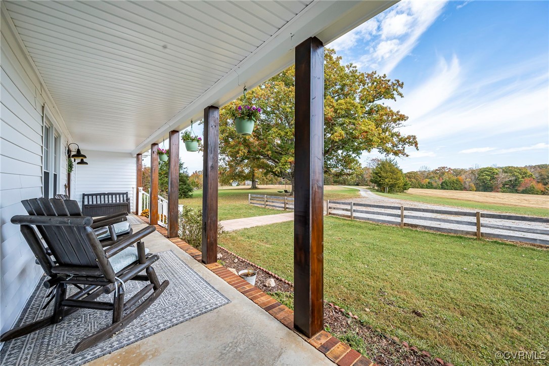 3830 Leabough Road Goochland, VA 23063 - Photo 33 of 47 Front porch