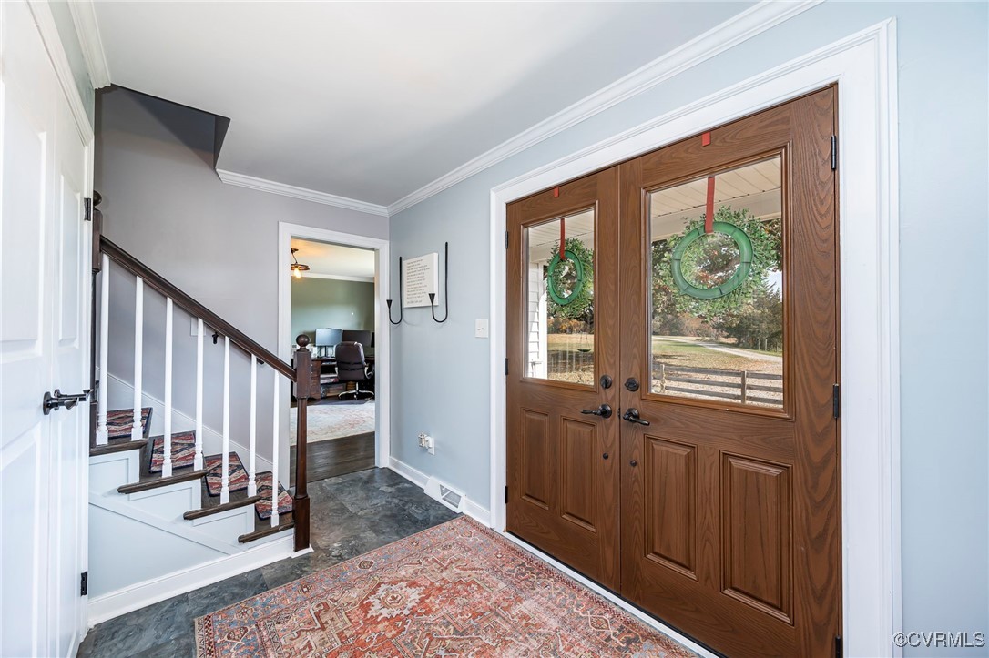 3830 Leabough Road Goochland, VA 23063 - Photo 4 of 47 Entry/foyer area view to formal living room (curre