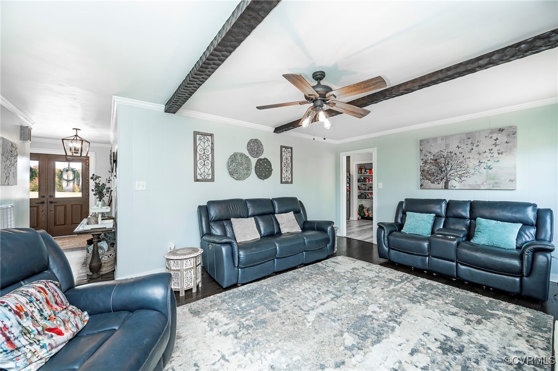 3830 Leabough Road Goochland, VA 23063 - Photo 6 of 47 Family room with view to entry/foyer and kitchen