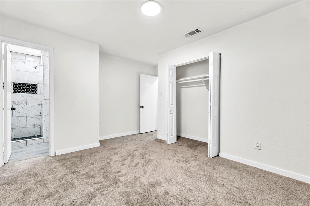 6321 Little Ranch Road North Richland Hills, TX 76182 - Photo 13 of 24 a view of an empty room