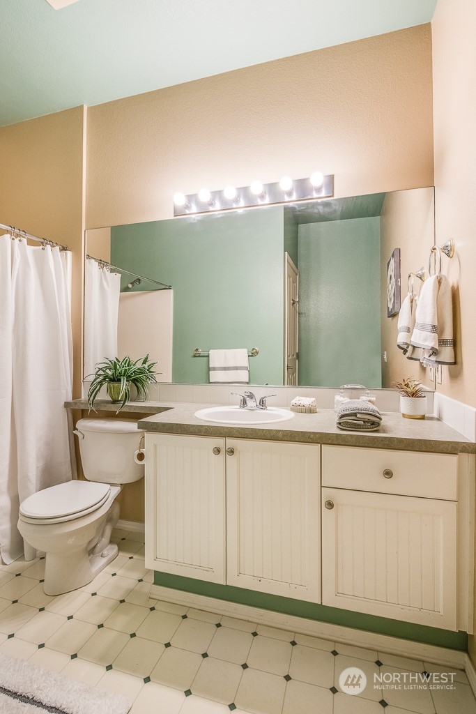 1500 South 18th Street, Unit F201 Renton, WA 98055 - Photo 14 of 22 Gallery Image 14