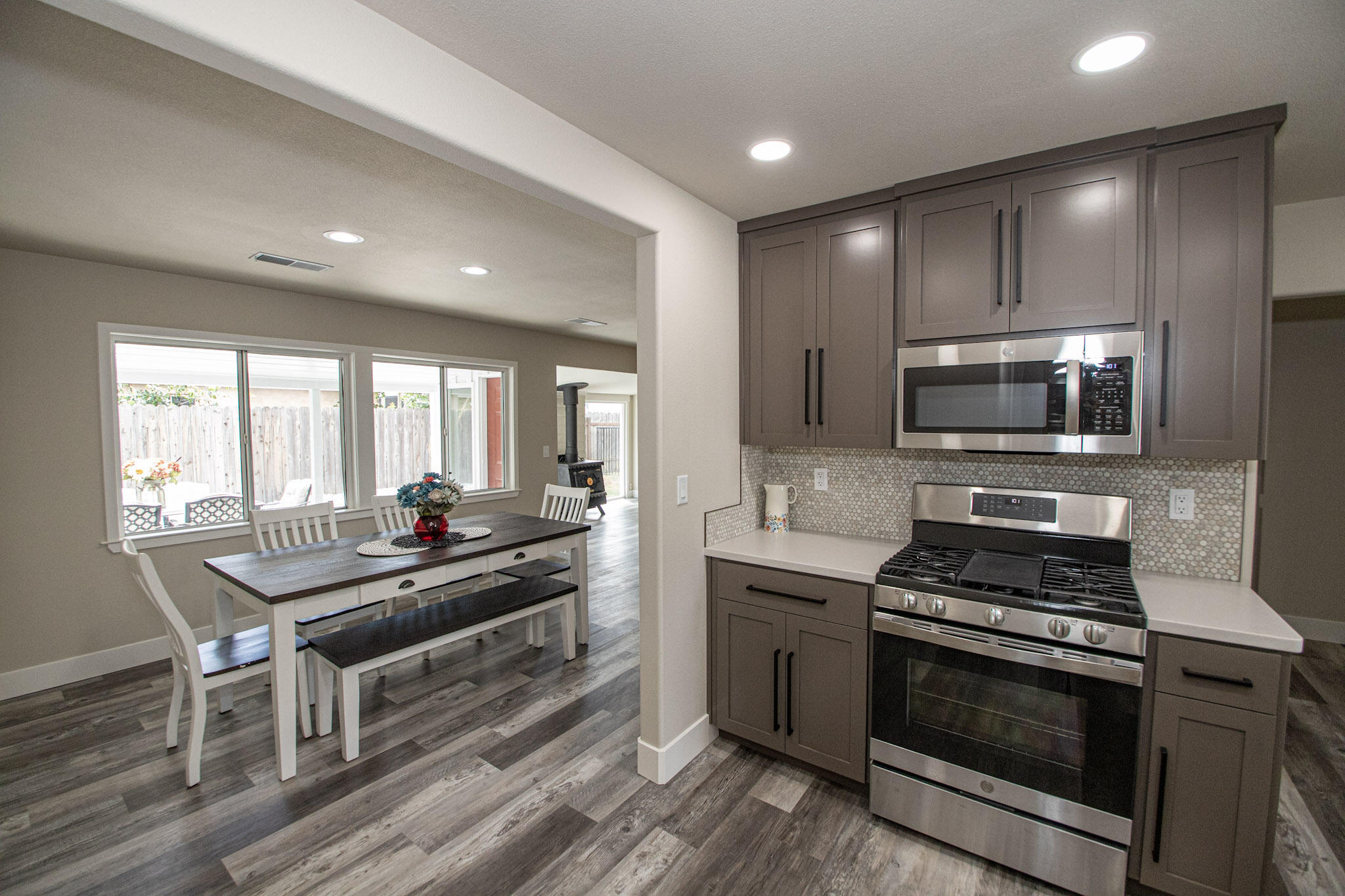 75 Sherman Drive Red Bluff, CA 96080 - Photo 3 of 36 16-IMG_5060